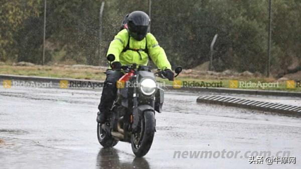 胡斯瓦納公升級街車Vitpilen 1301路測曝光!或於2023上市? 胡斯瓦納公升級街車Vitpilen 1301路測曝光!或於2023上市?