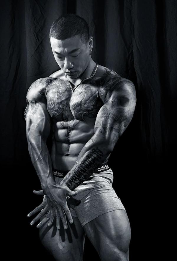 健身榜樣|胃癌帶給他20cm傷疤靠健美重塑鋼鐵之軀,鐵血戰士王寅 健身榜樣|胃癌帶給他20cm傷疤靠健美重塑鋼鐵之軀,鐵血戰士王寅