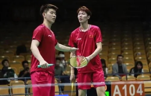 湯姆斯杯，蘇迪曼杯“雙塔組合”李俊慧/劉雨辰為何沒有隨隊出征