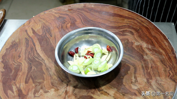 冬天別總吃大魚大肉，多吃這6道健康素菜，每天換著吃,清爽解油膩