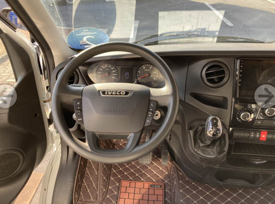 隆翠1號C638雙拓展旗艦版：銀白色車身科幻風拉滿 整合前沿黑科技