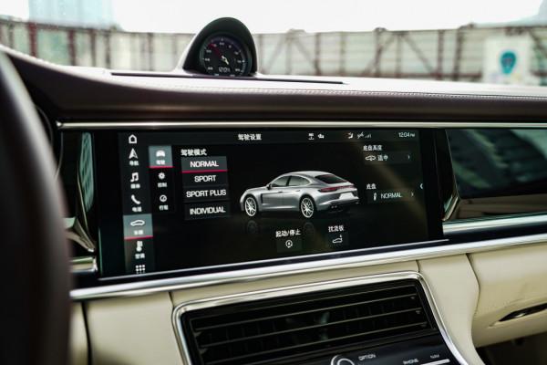 多面D級車！試駕保時捷Panamera行政加長版