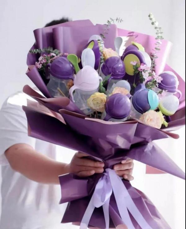 小狗們，以後情人節也這麼幹