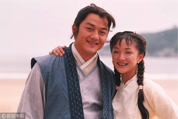 7位“偏愛小鮮肉”的女星，個個神采飛揚，姐弟戀就那麼香？