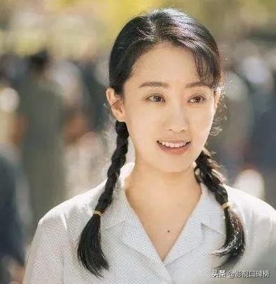 年度新晉高人氣女星盤點:張小斐躋身54億票房女王,劉浩存成黑馬 年度新晉高人氣女星盤點:張小斐躋身54億票房女王,劉浩存成黑馬