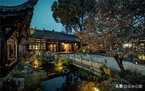 兩首描寫秋月的小詩，充滿生活情趣，更值得細細揣摩