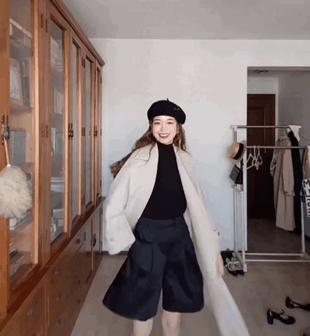 厚外套+裙子、毛衣+闊腿褲，秋冬這樣穿巨好看！洋氣爆了