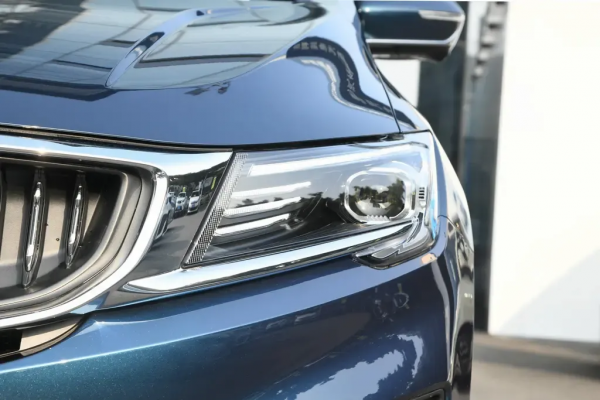 採用插電式混合動力，百公里油耗1&period;3L，全面解讀嘉際PHEV