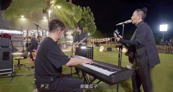 《哥哥》滾燙誓師大會溫暖催淚,黃貫中即興創作,趙文卓出表情包 《哥哥》滾燙誓師大會溫暖催淚,黃貫中即興創作,趙文卓出表情包