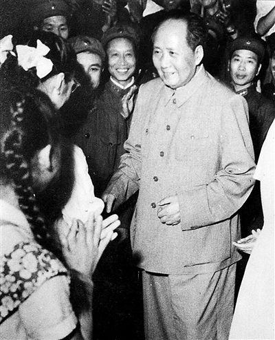 1973年，葉劍英去拜訪朱德，不見警衛直接進門：怎麼沒人攔我？