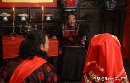 《打狗棍》禁菸大使玉格格三觀極正,一生痛恨大煙,卻因大煙而死 《打狗棍》禁菸大使玉格格三觀極正,一生痛恨大煙,卻因大煙而死