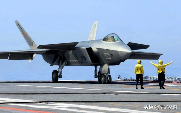 殲35首飛，中國海軍的大局看懂了嗎？說不定會有“海軍版”6代機