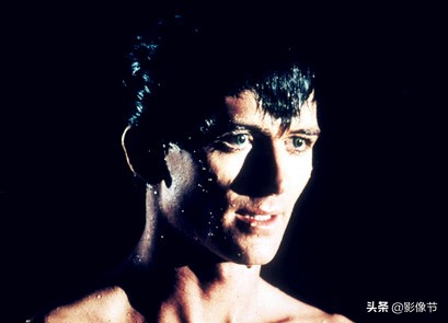 還記得《大西洋底來的人》嗎？當年的麥克·哈里斯近況如何？