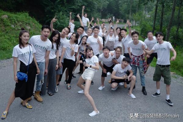 戲裡她是農婦王秀娥，戲外在中戲當老師，教出的學生都是演技派