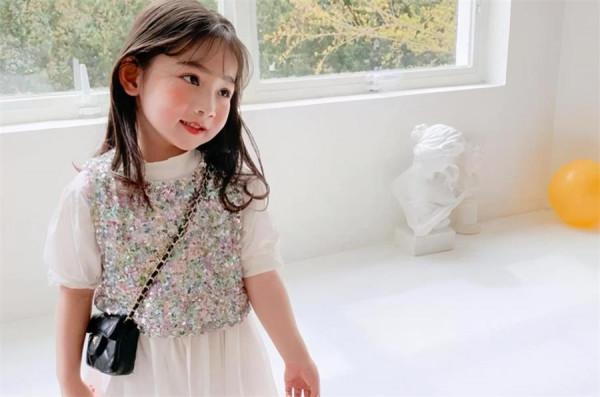 來自資深幼師的勸告:儘量別給女孩穿裙子,美不靠衣裝 來自資深幼師的勸告:儘量別給女孩穿裙子,美不靠衣裝