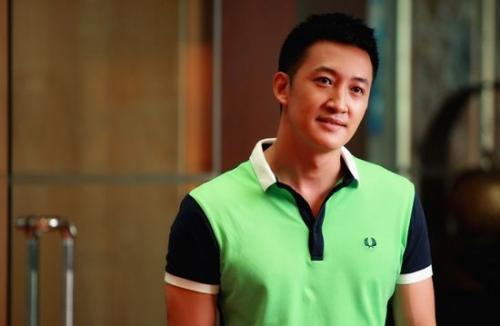 王陽的低調情史:靠帥氣征服了2個女人,寵妻如命成娛圈一股清流 王陽的低調情史:靠帥氣征服了2個女人,寵妻如命成娛圈一股清流