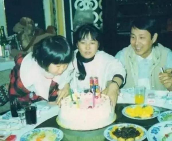 娛樂圈中10大“痴情硬漢”，一個比一個痴情，最大74歲，最小36歲