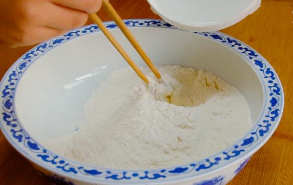 如何在晚上發麵早上用？教你冷藏發酵的詳細做法，不愁沒早飯吃了