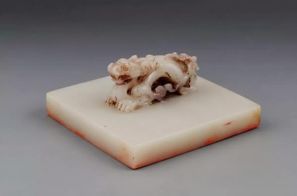 60年代末，最後一任張天師撒手人寰後繼無人，接班亂象頻出