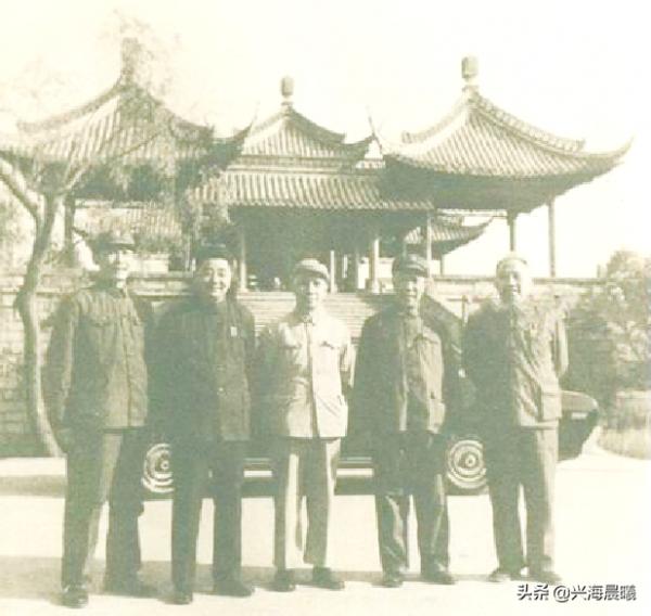 葉帥三次主持軍委工作的前後 (二) 葉帥三次主持軍委工作的前後 (二)