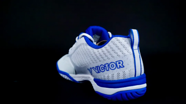 A930首測丨全面類戰靴再升級,穩中求快佔得先機 A930首測丨全面類戰靴再升級,穩中求快佔得先機