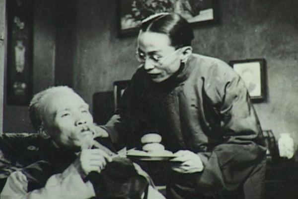 2016年葛存壯因病去世,葬禮上葛優泣不成聲,蔡明為何卻被罵慘了 2016年葛存壯因病去世,葬禮上葛優泣不成聲,蔡明為何卻被罵慘了