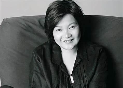 章含之：親生父母拋棄，兩段坎坷婚姻，臨終選擇和養父章士釗合葬