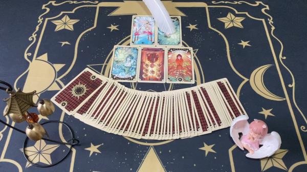 魔鈴塔羅:射手座10月運勢,能量比較負面,個人的情緒不穩定 魔鈴塔羅:射手座10月運勢,能量比較負面,個人的情緒不穩定