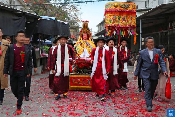 回顧往年潮汕傳統習俗營老爺，帶著神明遊鄉村，盛大場面你見過嗎