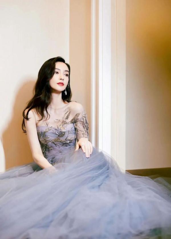 娜扎的黑髮才是永遠的白月光 娜扎的黑髮才是永遠的白月光