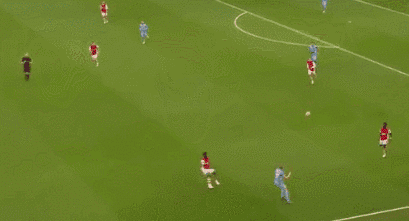 身價2500萬歐元，穩坐阿森納主力！23歲日本後衛英超處子賽季閃耀