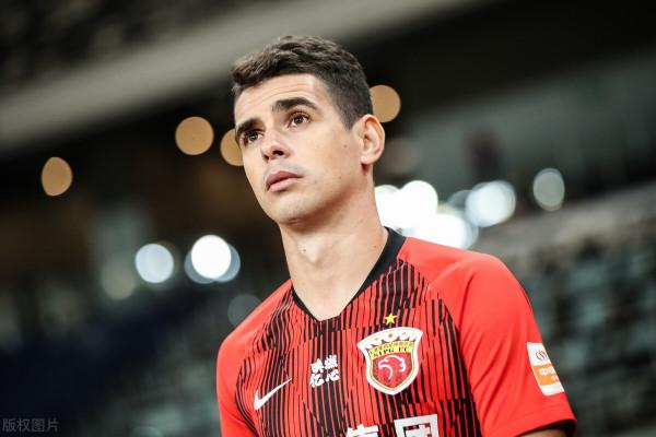 張一終於要熬出頭了！足協盃上有望在上港踢首發，未來值得期待