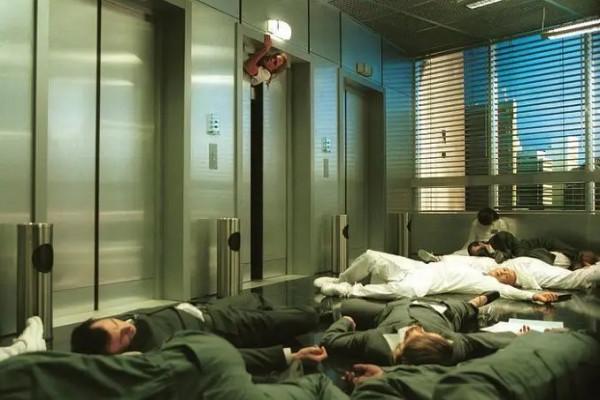 評分最高的十大喪屍片，《殭屍世界大戰》第5，《生化危機》第2