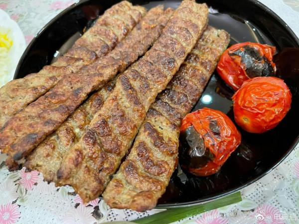 拜訪伊朗人哈迪的家,德黑蘭像中國大城市一樣也分割槽域“鄙視鏈” 拜訪伊朗人哈迪的家,德黑蘭像中國大城市一樣也分割槽域“鄙視鏈”