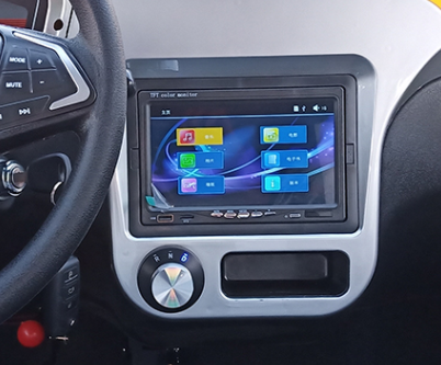 迷你小電動,酷似宏光mini,呆萌可愛的四輪小車 迷你小電動,酷似宏光mini,呆萌可愛的四輪小車