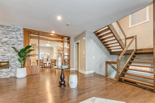 900萬買加拿大的大別墅不香麼