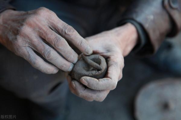 農村正在消失的6種手藝人,曾經都是手藝絕活,如今卻難覓蹤跡 農村正在消失的6種手藝人,曾經都是手藝絕活,如今卻難覓蹤跡