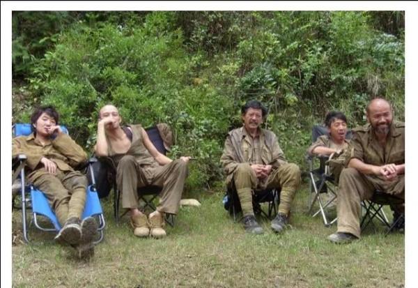 小鮮肉們請不要矯揉做作，看看《我的團長我的團》，這才是演員