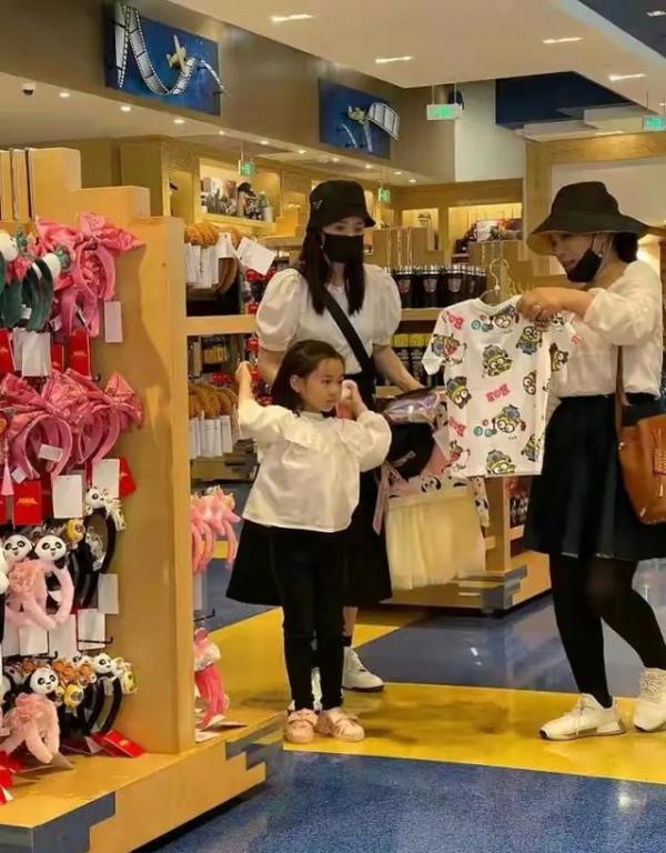 陳思成新片來襲，第一部口碑就大爆，這次又找來了影帝和女神加盟