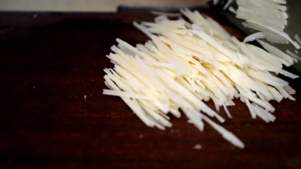 蓮藕這樣做米飯不夠吃,做法超級簡單,清甜脆爽營養又美味 蓮藕這樣做米飯不夠吃,做法超級簡單,清甜脆爽營養又美味