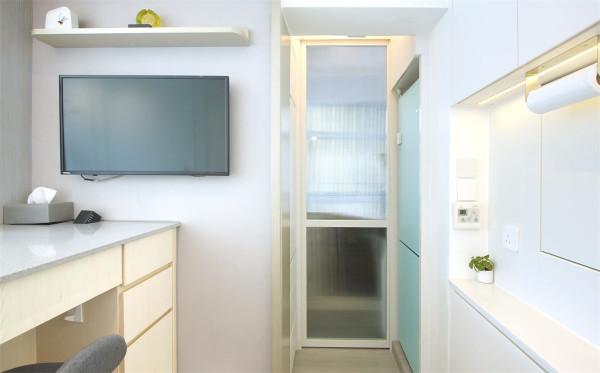 香港80後夫妻買下45㎡小家，搭起地臺將兩室變三室，網友：真的服