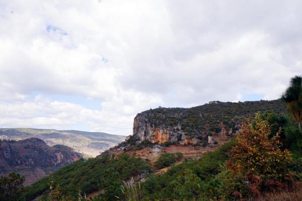 探秘沾益七彩大峽谷
