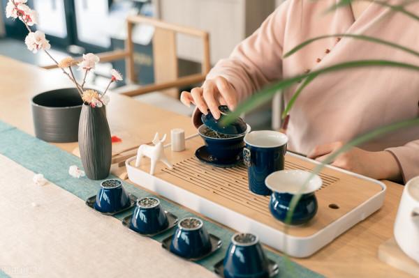 自我提升的三個境界：苦不言、怒不爭、心不亂