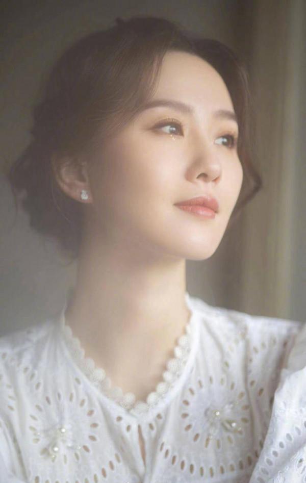 覺得她長的很一般，是不是媒體過於誇大其詞了