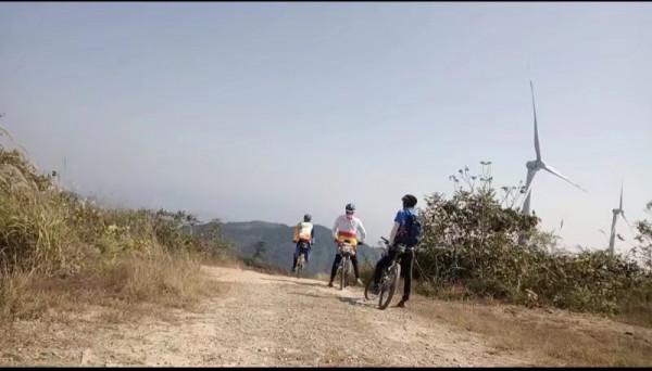 國慶騎遊D2天——紅旗峰