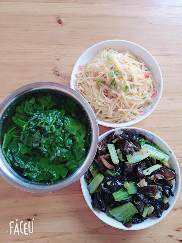 簡單的“酸辣土豆絲的正確做法，清脆爽口，酸辣開胃，下酒又下飯