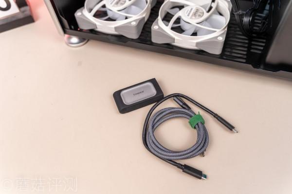 艱難加裝機械硬碟的後續、我給喬思伯I400機箱內塞了四塊硬碟