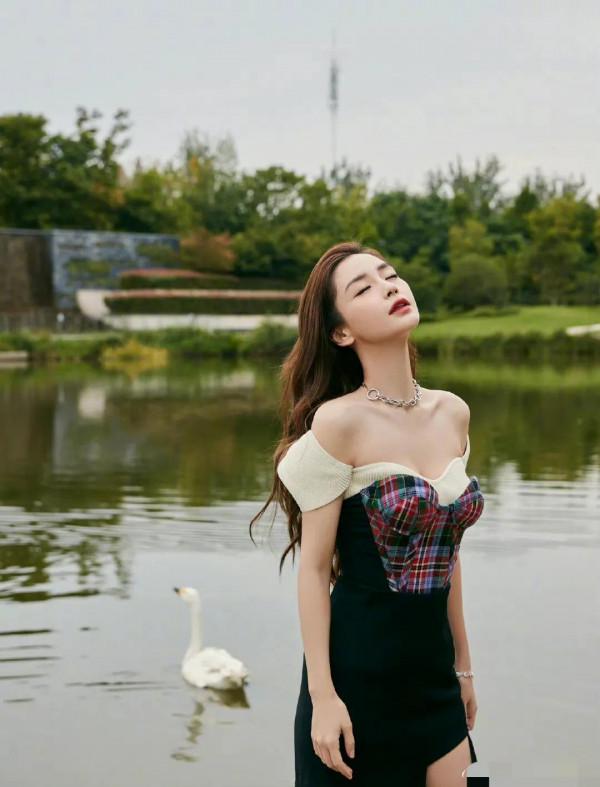 楊穎，顏值擔當，越看越美