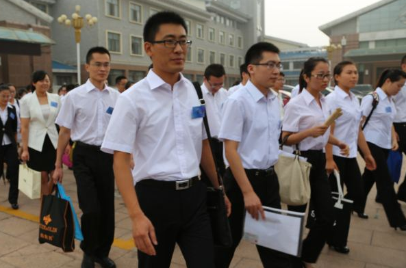 為啥男研究生、男公務員越來越少?是男生太弱嗎?答案和想的不同 為啥男研究生、男公務員越來越少?是男生太弱嗎?答案和想的不同