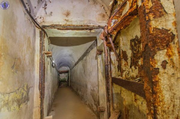 “朱可夫的掩體”，建於第二次世界大戰期間，深度為 30 米